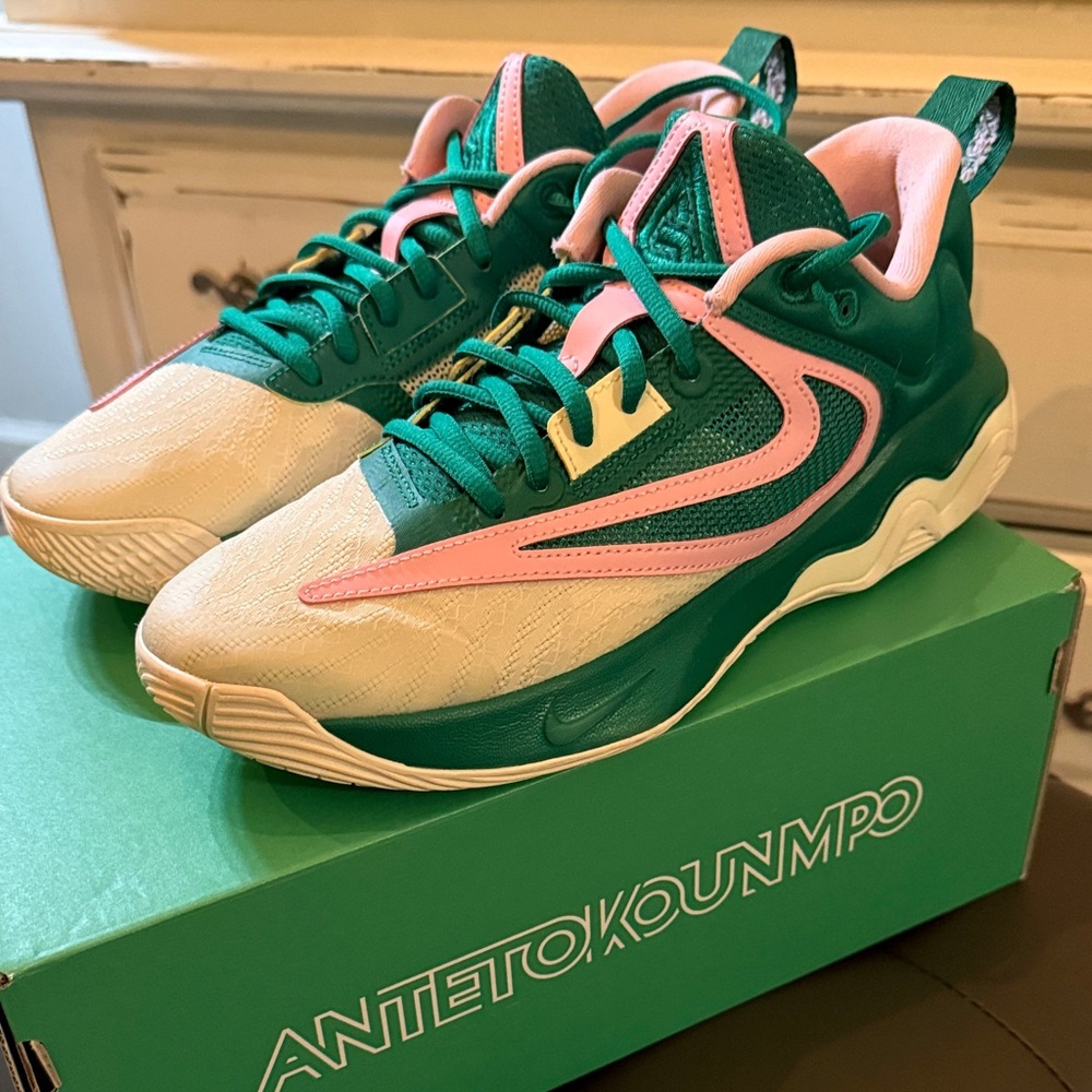 Nike Green and Pink Nick Giannis Antetokounmpo Sneakers
